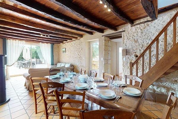 Location Gîtes Dordogne avec piscine en Périgord - Gîte Freyssines