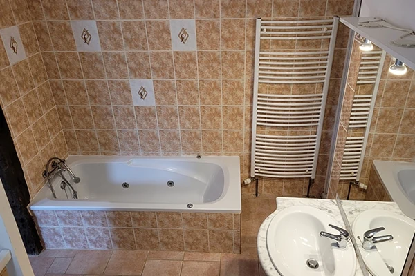 Location Gîtes Dordogne avec piscine en Périgord - Gîte Freyssines 12 pers.