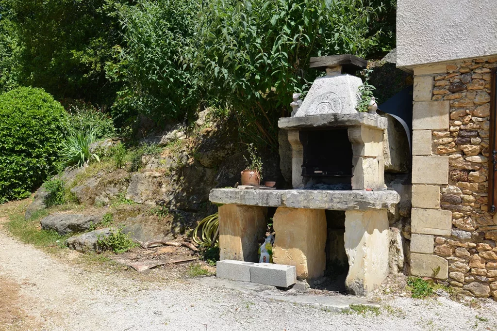 Location Gîtes Dordogne avec piscine en Périgord - Gîte Freyssines 12 pers.